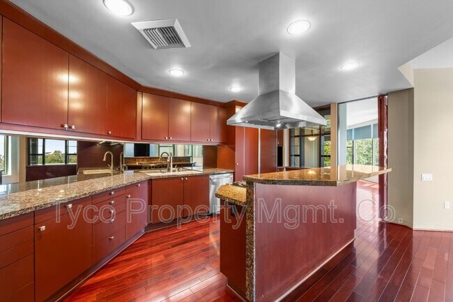 2500 Sixth Ave San Diego, CA 92103 photo 5