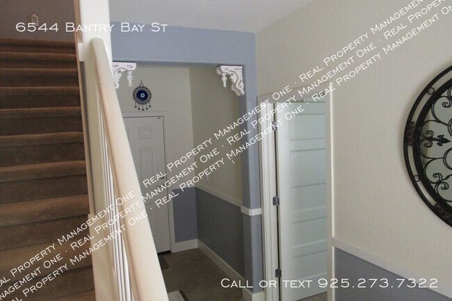 6544 Bantry Bay St Dublin, CA 94568 photo 3
