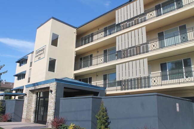 Gateway Apartments photo 2