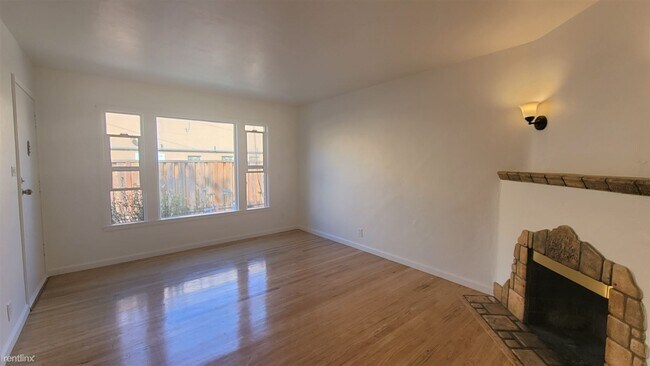 1092 Franquette Avenue, San Jose, CA 95125 photo 3