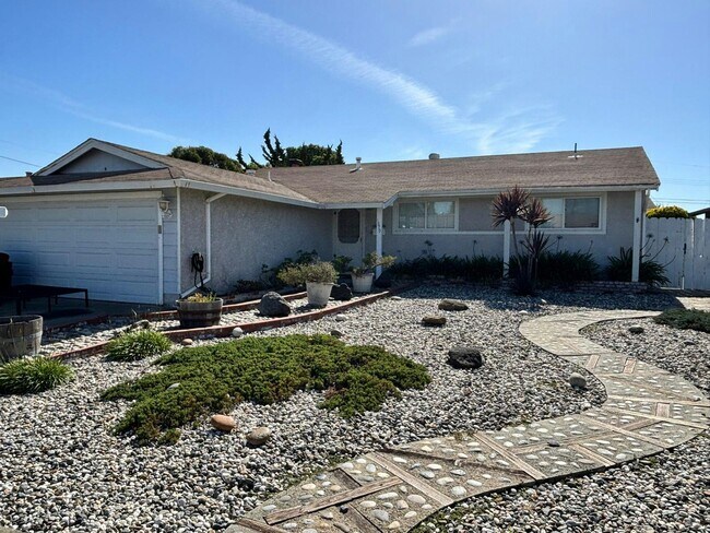 1879 Dove Way Hayward, CA 94545 photo 2