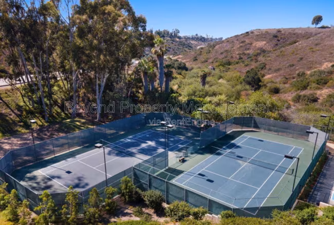 7056 Park Mesa Way San Diego, CA 92111 photo 3