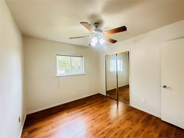 1814 Woodbury, Carrollton, TX 75007 photo 5