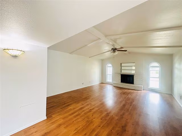 1814 Woodbury, Carrollton, TX 75007 photo 2