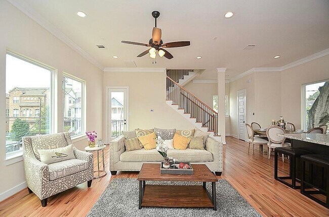 1548 West 23rd Street, Houston, TX 77008 photo 5