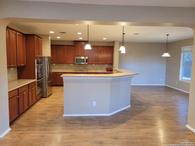 10919 Fox Crest San Antonio, TX 78233 photo 5