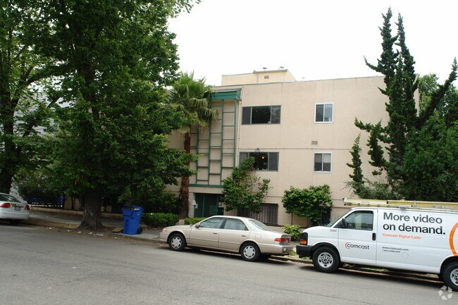 2330 Blake Street, Berkeley, CA 94704 photo 2