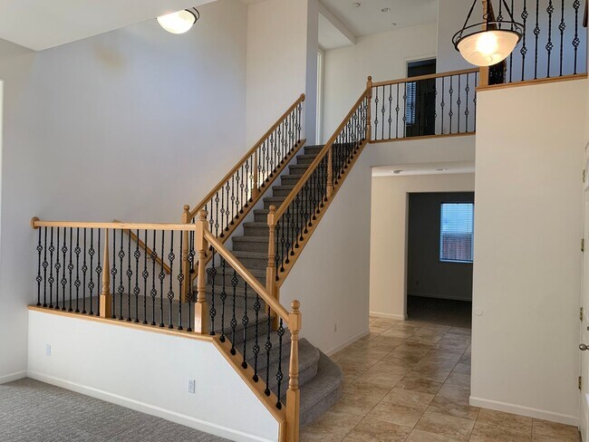 Beautiful 4 Bedroom, 3 Bath Garin Ranch Brentwood Home W/ Office photo 3