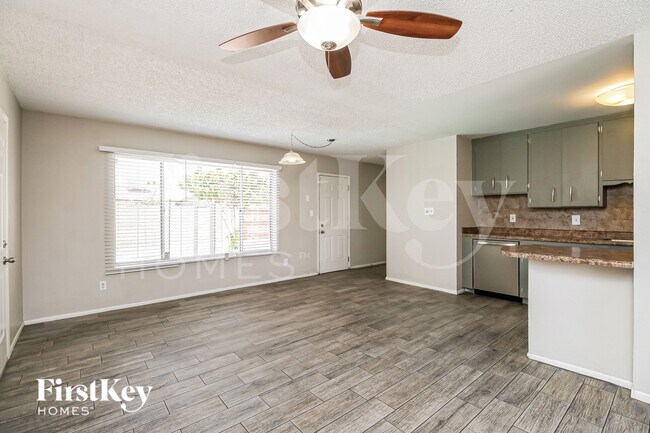 2030 E Aspen Ave Mesa, AZ 85204 photo 3