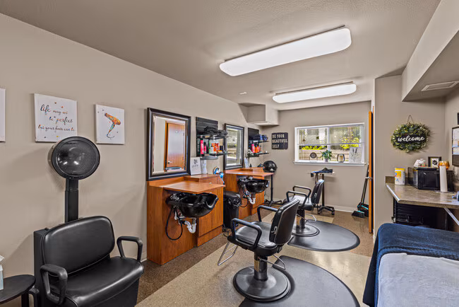 Covington Place photo 5