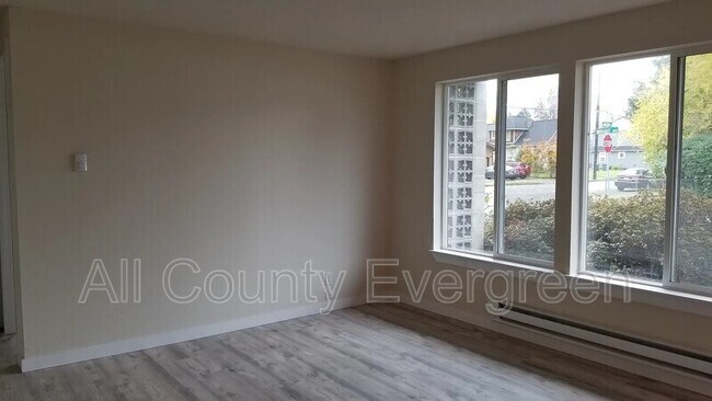 1405 Wright Ave Sumner, WA 98390 photo 3