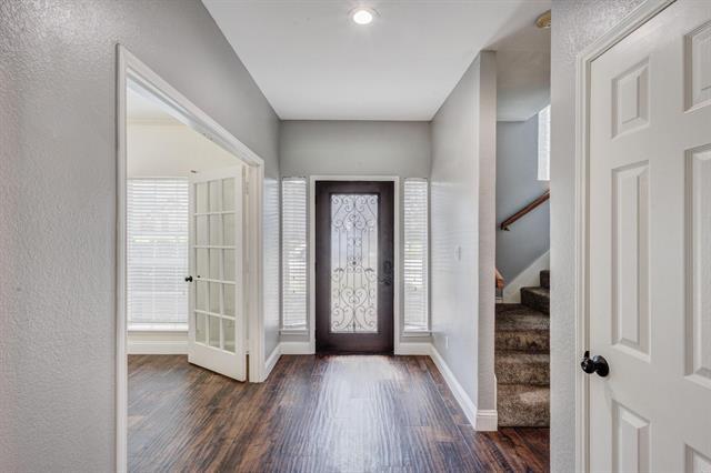 6902 Wilhelmina Drive, Sachse, TX 75048 photo 3