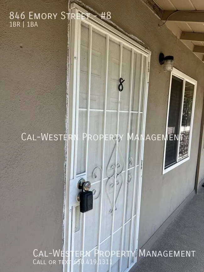 846 Emory St San Jose, CA 95126 photo 2