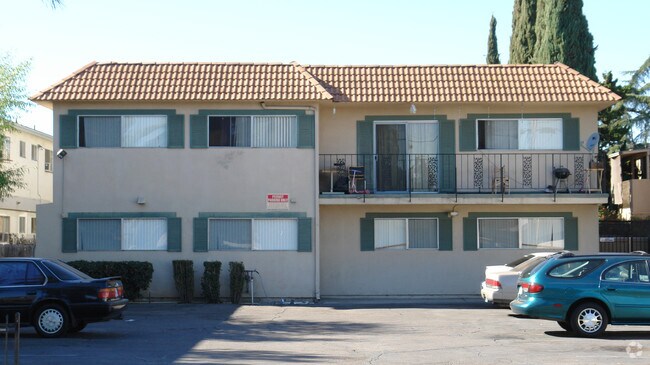 905 South Magnolia Avenue, El Cajon, CA 92020 photo 2