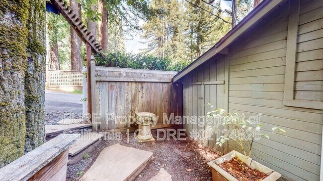 17475 Summit Ave Guerneville, CA 95446 photo 2