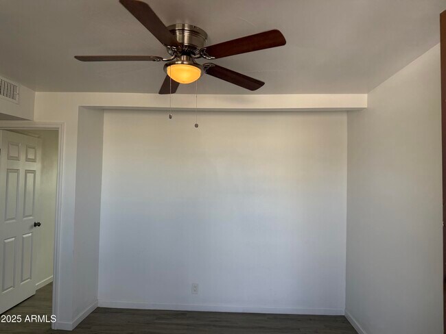 4619 S 16th St Phoenix, AZ 85040 photo 3