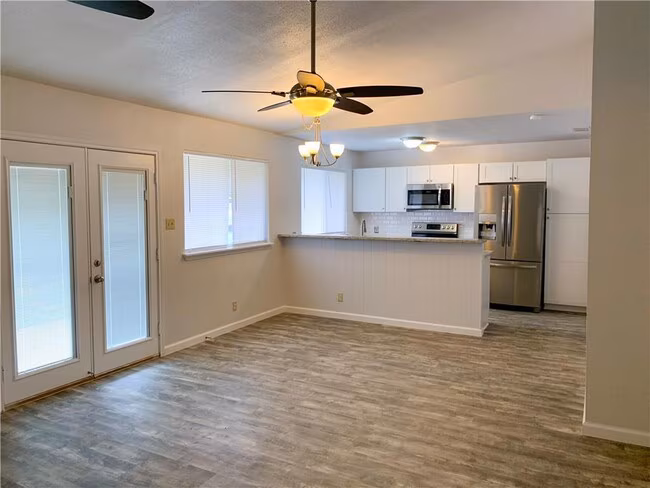 Great Round Rock Home photo 4