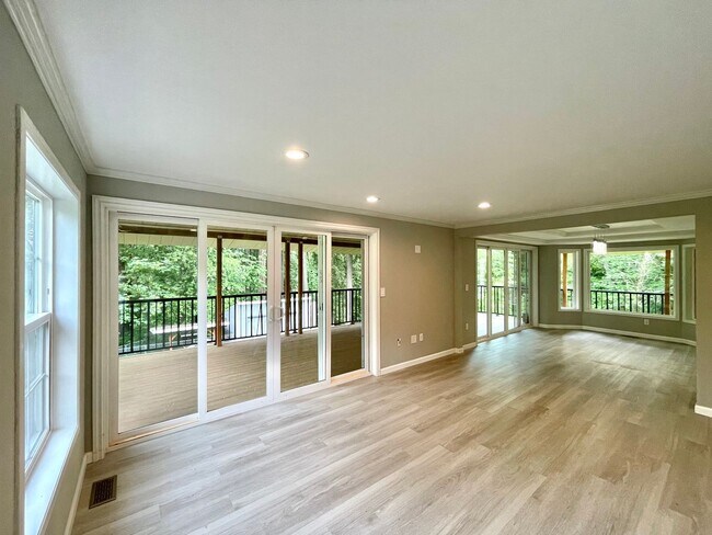 14033 SE 185th Pl Renton, WA 98058 photo 5