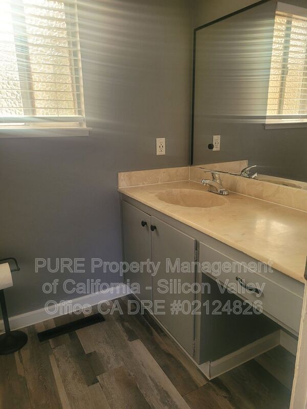 2473 Kennedy Ave photo 3