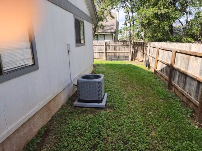 515 Luther Drive, Georgetown, TX 78628 photo 3