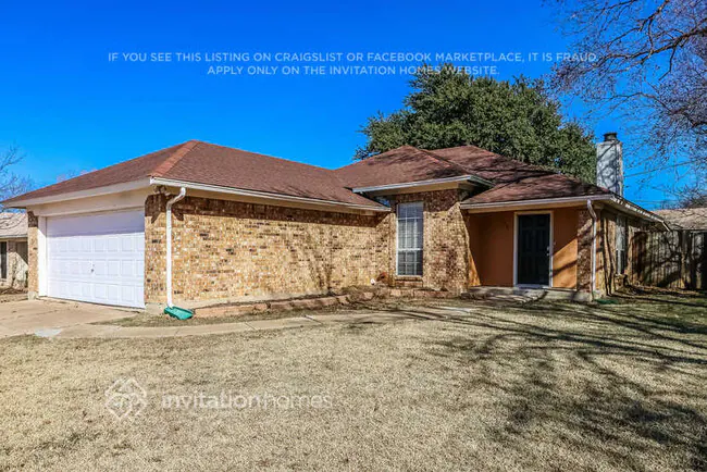 313 Sunnyview Dr Mansfield, TX 76063 photo 2
