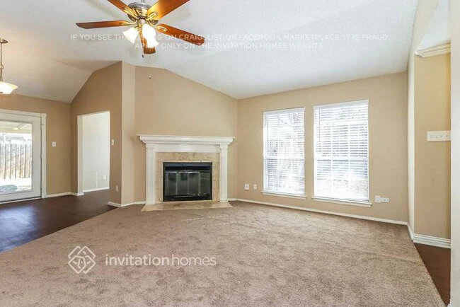 313 Sunnyview Dr Mansfield, TX 76063 photo 3