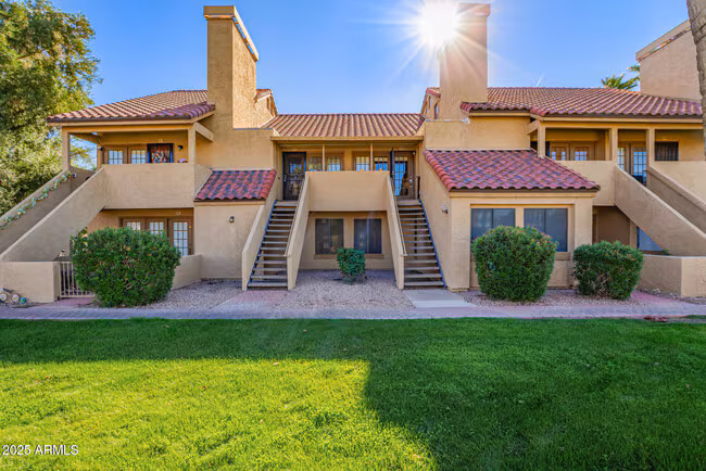 4901 S Calle Los Cerros Dr Tempe, AZ 85282 photo 2