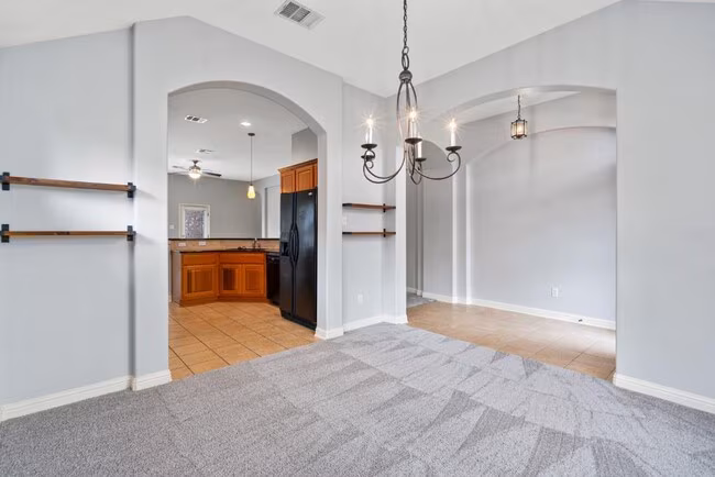 1689 Hidden Springs Path Round Rock, TX 78665 photo 4