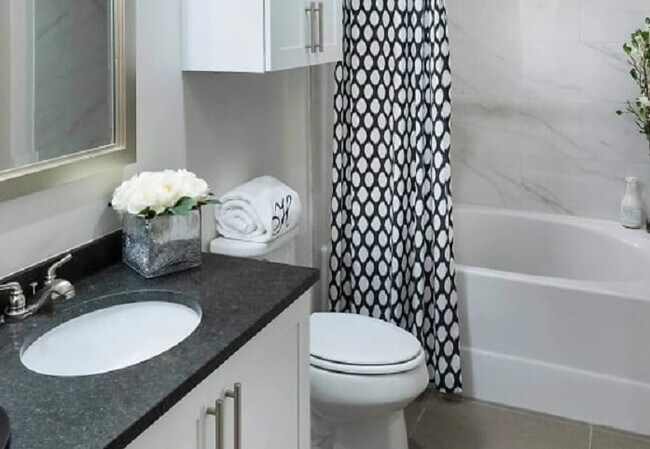 411 W 7th St Fort Worth, TX 76102 photo 4