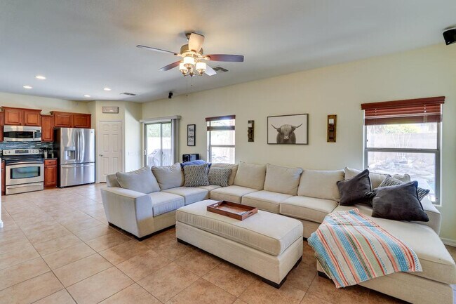 19053 N Wilson St Maricopa, AZ 85138 photo 4