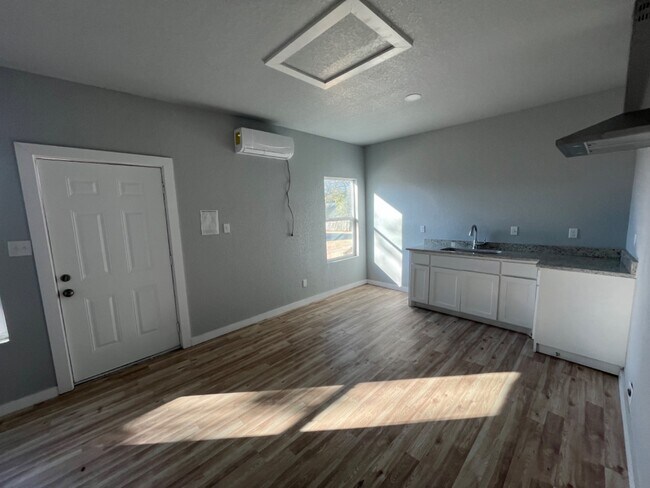 2702 Observation Dr San Antonio, TX 78227 photo 3