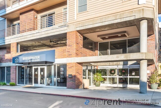 6400 Christie Ave Emeryville, CA 94608 photo 2