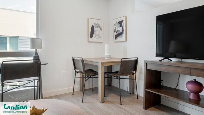 707 S Farmer Ave Tempe, AZ 85281 photo 5