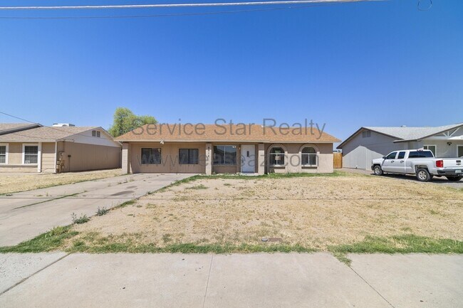 9912 N 87th Ave photo 2