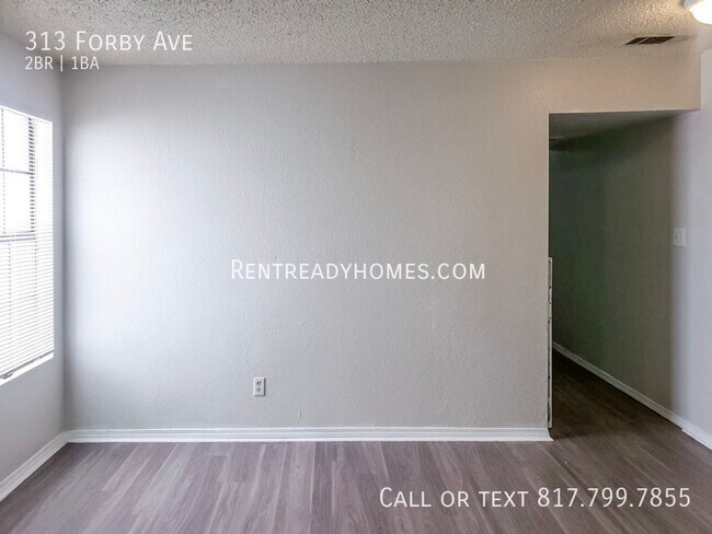 313 Forby Ave Fort Worth, TX 76103 photo 3