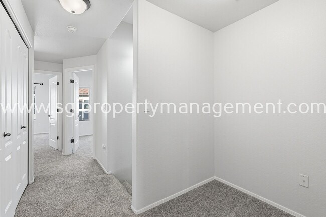 3150 E Beardsley Rd Phoenix, AZ 85050 photo 4
