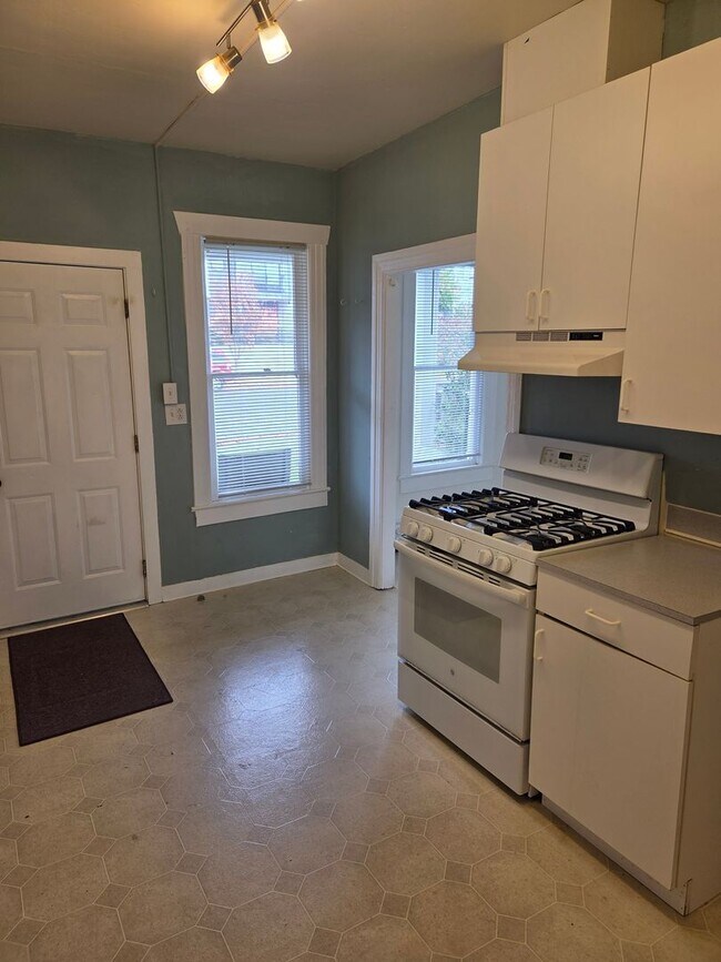 2653-2655 NW 59th St Seattle, WA 98107 photo 4