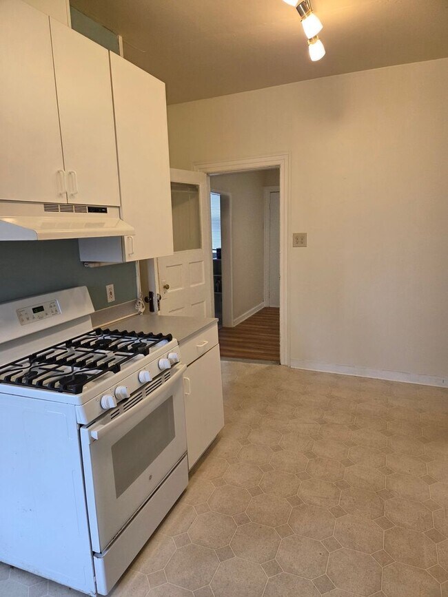 2653-2655 NW 59th St Seattle, WA 98107 photo 5