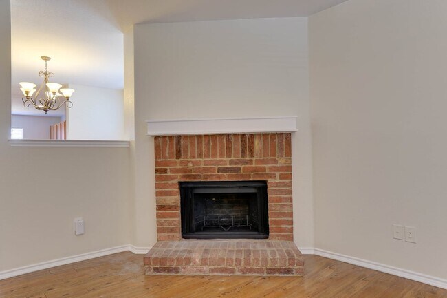 9016 Garden Springs Drive, Fort Worth, TX 76123 photo 5