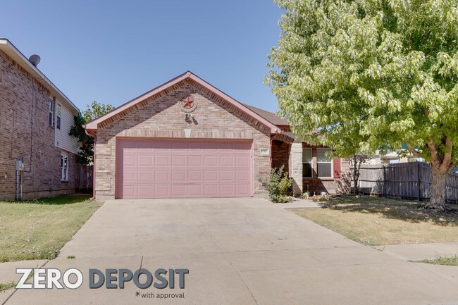 9016 Garden Springs Drive, Fort Worth, TX 76123 photo 2
