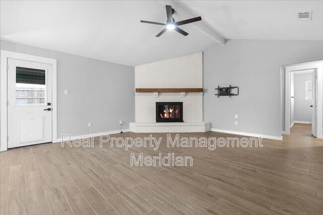 8725 Irongate Dr North Richland Hills, TX 76182 photo 3