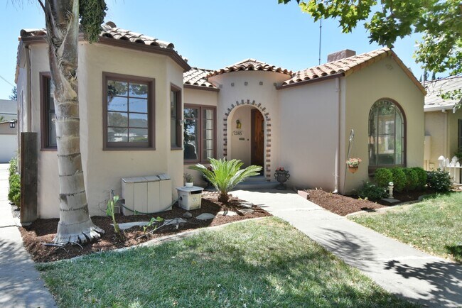 1385 Kotenberg Avenue, San Jose, CA 95125 photo 2