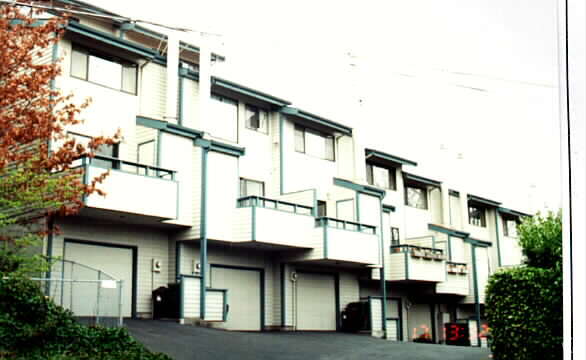 Madison Gate photo 3