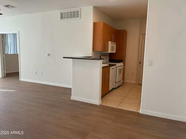 6900 E Princess Dr Phoenix, AZ 85054 photo 5