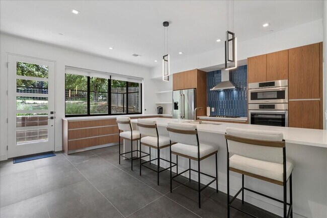 1201 Enfield Rd Austin, TX 78703 photo 3