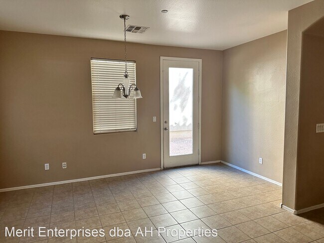 2946 N Evergreen St Buckeye, AZ 85396 photo 4