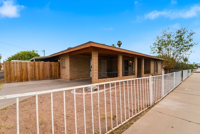 545 E Brown Rd Mesa, AZ 85203 photo 4