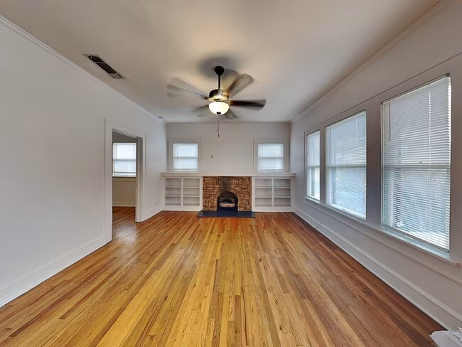 3333 W 6th St Fort Worth, TX 76107 photo 3