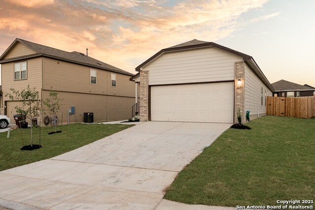 2020 Cassiopeia Bend San Antonio, TX 78245 photo 3