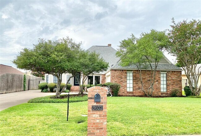 3602 Pimlico Dr Arlington, TX 76017 photo 3